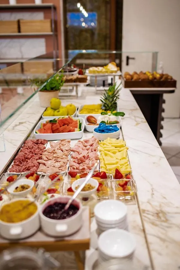 Hotel Excelsior Cesenatico İtalya